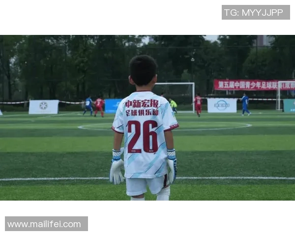 足球星冠引领绿茵风暴见证荣耀时刻点燃激情赛场梦想 足球星冠引领绿茵风暴见证荣耀时刻点燃激情赛场梦想